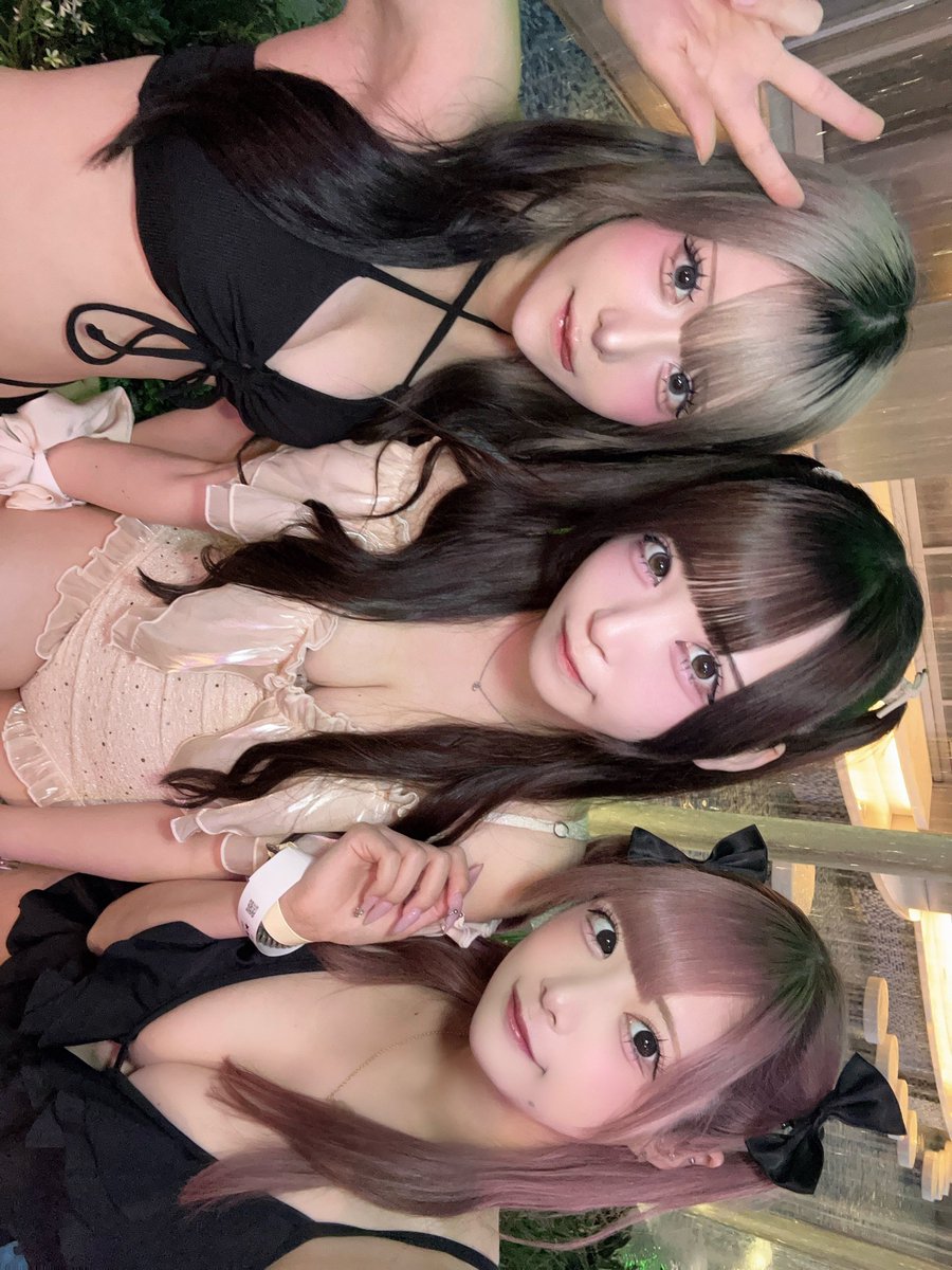 kaoman003's tweet photo. ぶっかけ顔まんこ
#顔抜き #オナペ晒し #連れオナ https://t.co/cJbnQTOyMO