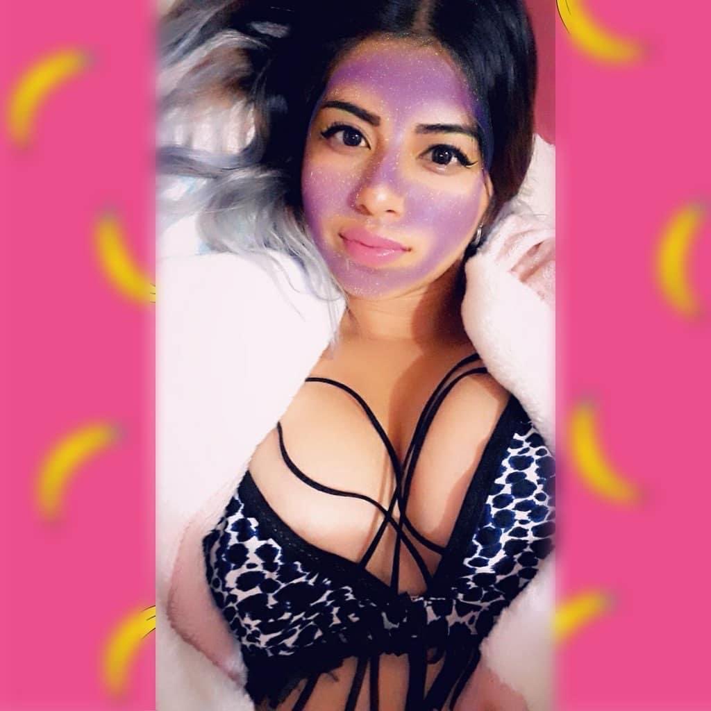 LizzuQr's tweet photo. Holiii que tal va su día? https://t.co/g8v3G8sscC