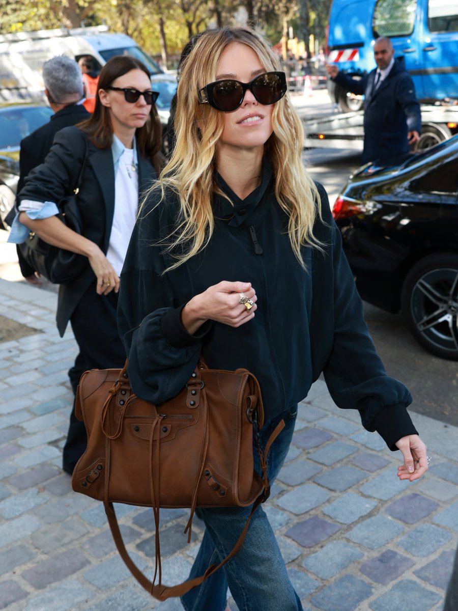 ThoughtCatalog's tweet photo. Milly Alcock at the Balenciaga show during Paris Fashion Week on Thursday. https://t.co/NB72CyP6ya