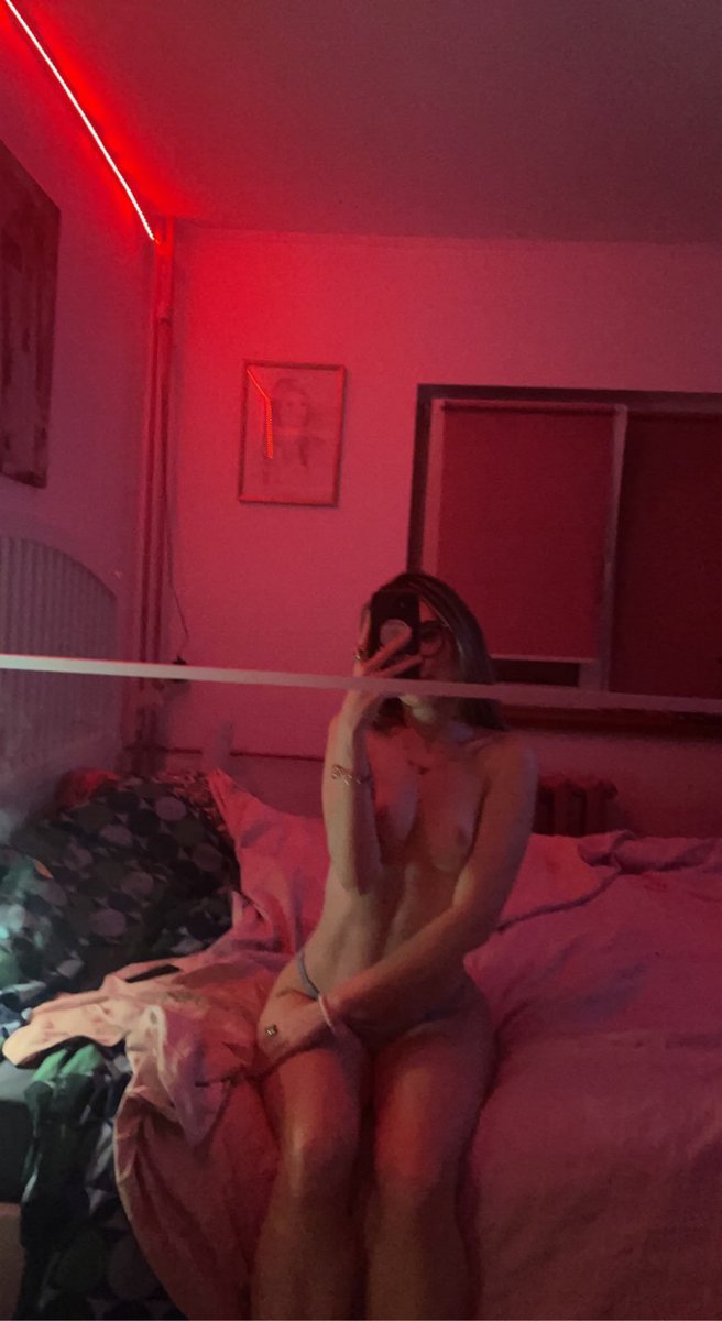 Sweetsandr0spo's tweet photo. Bet you won’t last a minute banging me like this HMU  if you can fk ts outta my pussy 🤤💦🌚🍆#horny  #sext #ft #meet4fun #nsfwtwtًً #bayarea #bayareagocrazyy #BayareaCfz #Baysneakylink #socalcucklist3 #SoCalCucklist_ #sneakylinksocal #socalcucklist3 https://t.co/ifsXROk00o
