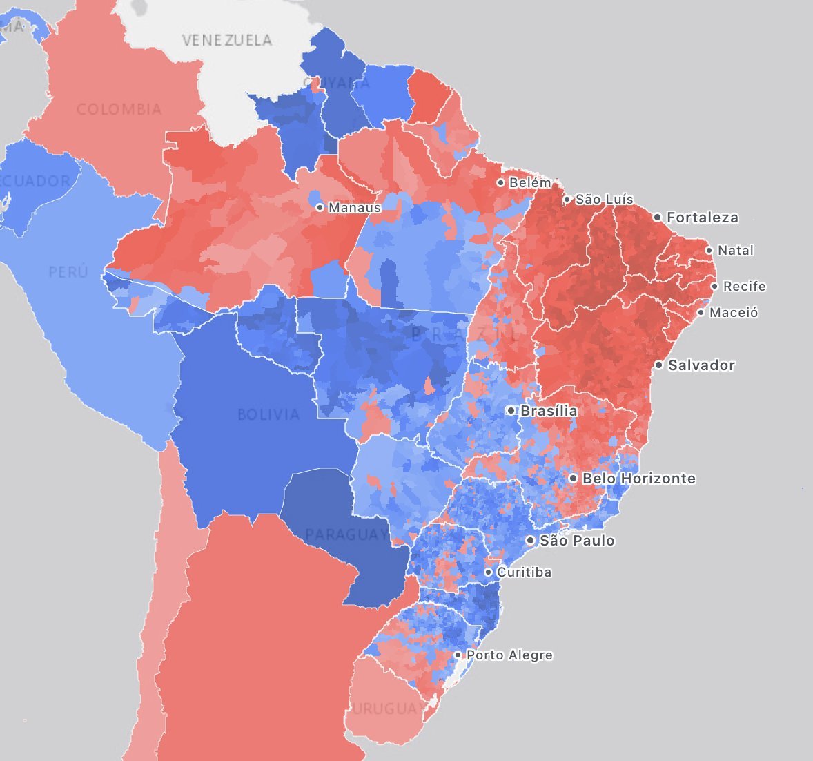 hi_disruptivas's tweet photo. Eu tenho uma dúvida.... por que o Sul do Rio Grande do Sul é tão vermelho? 👀

O Mapa é uma projeção dos votos via Global Election Simulator. https://t.co/EPmEh2MTgZ