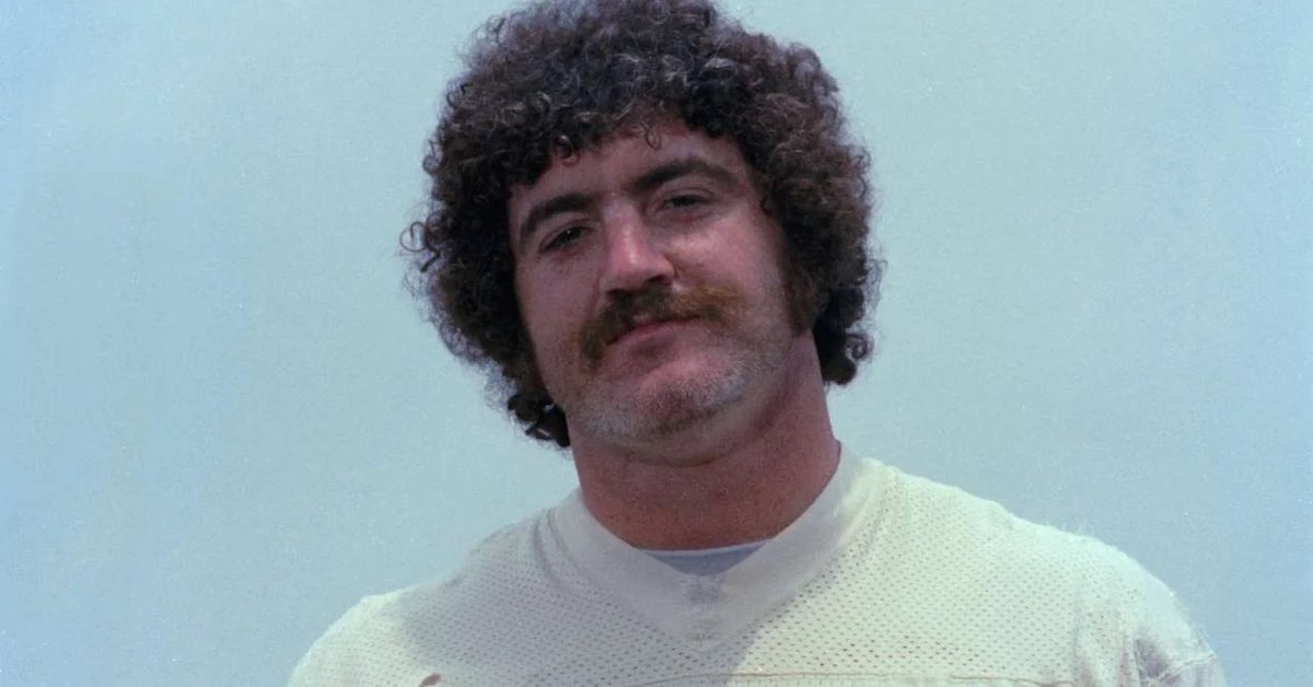 AlBatBeisbol's tweet photo. NFL Mourns: Falcons Announce the Passing of a True Franchise Legend dlvr.it/TVljHv #NFL #AtlantaFalcons #JeffVanNote https://t.co/M6JHMI3Iuc