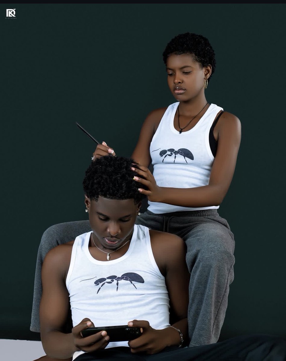 ssnappppp's tweet photo. Tout fanatik Wendyyy …se youn nan couple ki pi  soude atè a la yo chwazi fon foto ..pou 3 octobre pou nouvo projet King nan 🐜on like on retweet https://t.co/fCqKb3736l