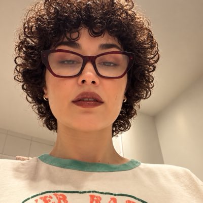 ghonchehaye's tweet photo. #NewProfilePic https://t.co/oeYDuENkN4