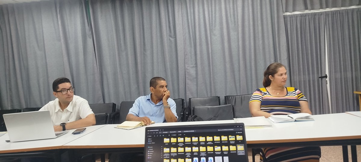 FctGallardo's tweet photo. Sesiona junta de accionistas de la La Sociedad Interfaz de Ciencia y Tecnología de la UC, UCETID SA. #Camaguey, #CiegodeÁvila #CubaEstáFirme @AlfreMene37409 @JHGcasanova @PresidenciaCuba @CubaMES @DiazCanelB @UNICACu @WalterBG_MES @CutinoMiladys @Invasorpress https://t.co/p4m4LwU1ZV