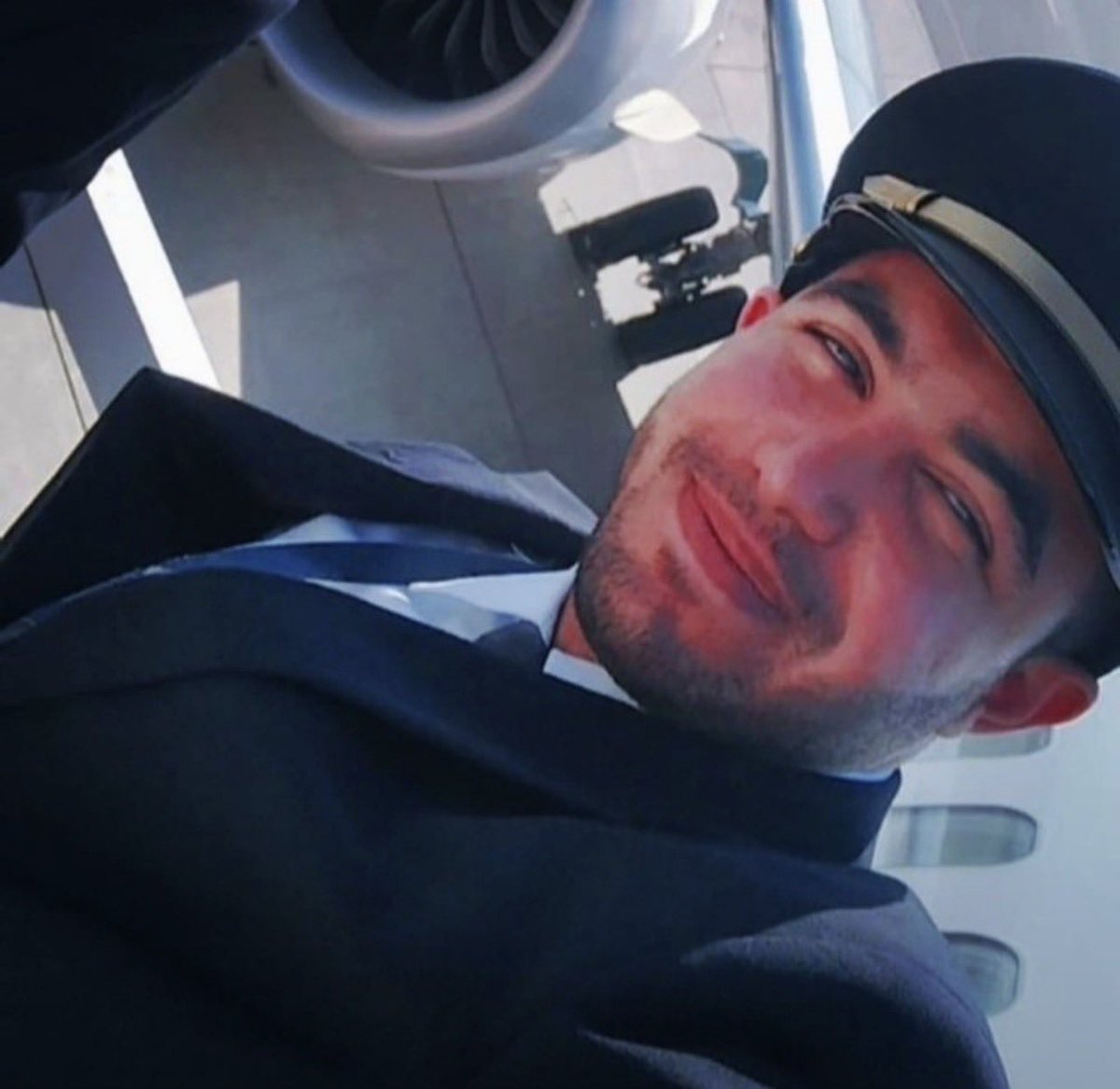 IsraelWarRoom's tweet photo. 🚨 BREAKING: The terrorist FlyDubai co-pilot has reportedly been identified as Hamam Alhamami. https://t.co/TRiNnVqeTS
