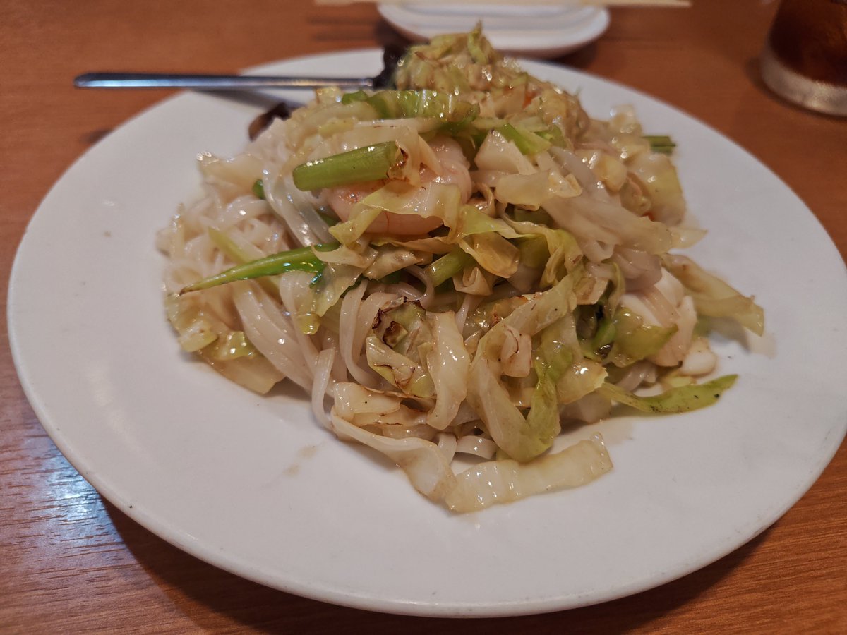 chipotokage's tweet photo. 10/2(金曜日)
3ヶ月半ぶりの美容院の後、連れとランチ飲み。最初から紹興酒。
#紹興酒 https://t.co/0tfNBy4C08