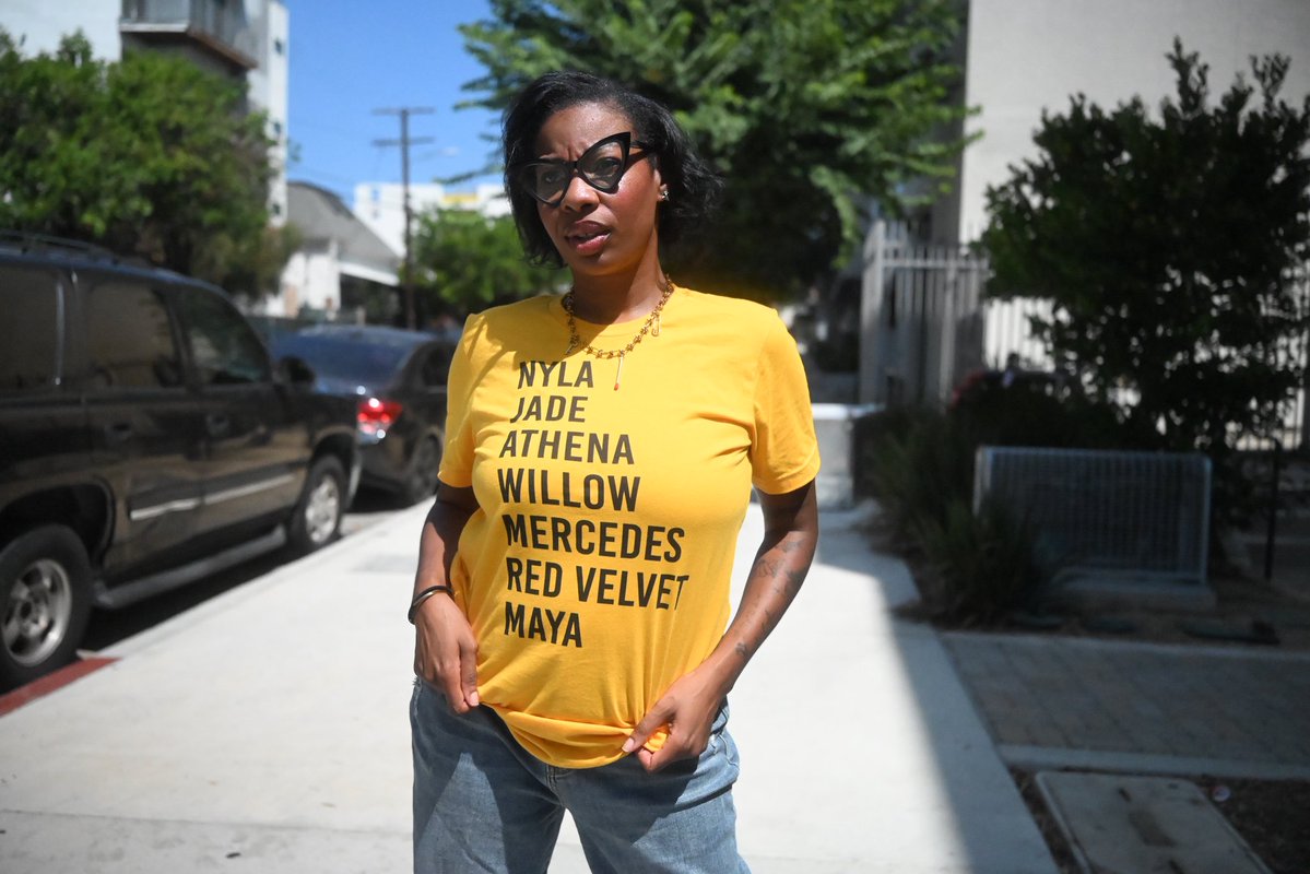 wwdcast's tweet photo. Introducing the latest addition to our “Black Wrestling Queens” collection.

This shirt spotlights the Black women who have held championship gold in both AEW and ROH.

From Oct. to Dec., we will be donating 35% (60% total) of profits from all shirts to both @iamalsorg and @TTG4SAS. 

Get yours at https://t.co/PdbNEvkPUv