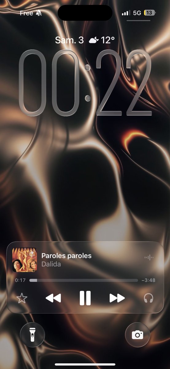_knowles9481's tweet photo. Jfait grv le nonchalant alors que j’ai ca dans les oreilles https://t.co/4B02P7rgyv