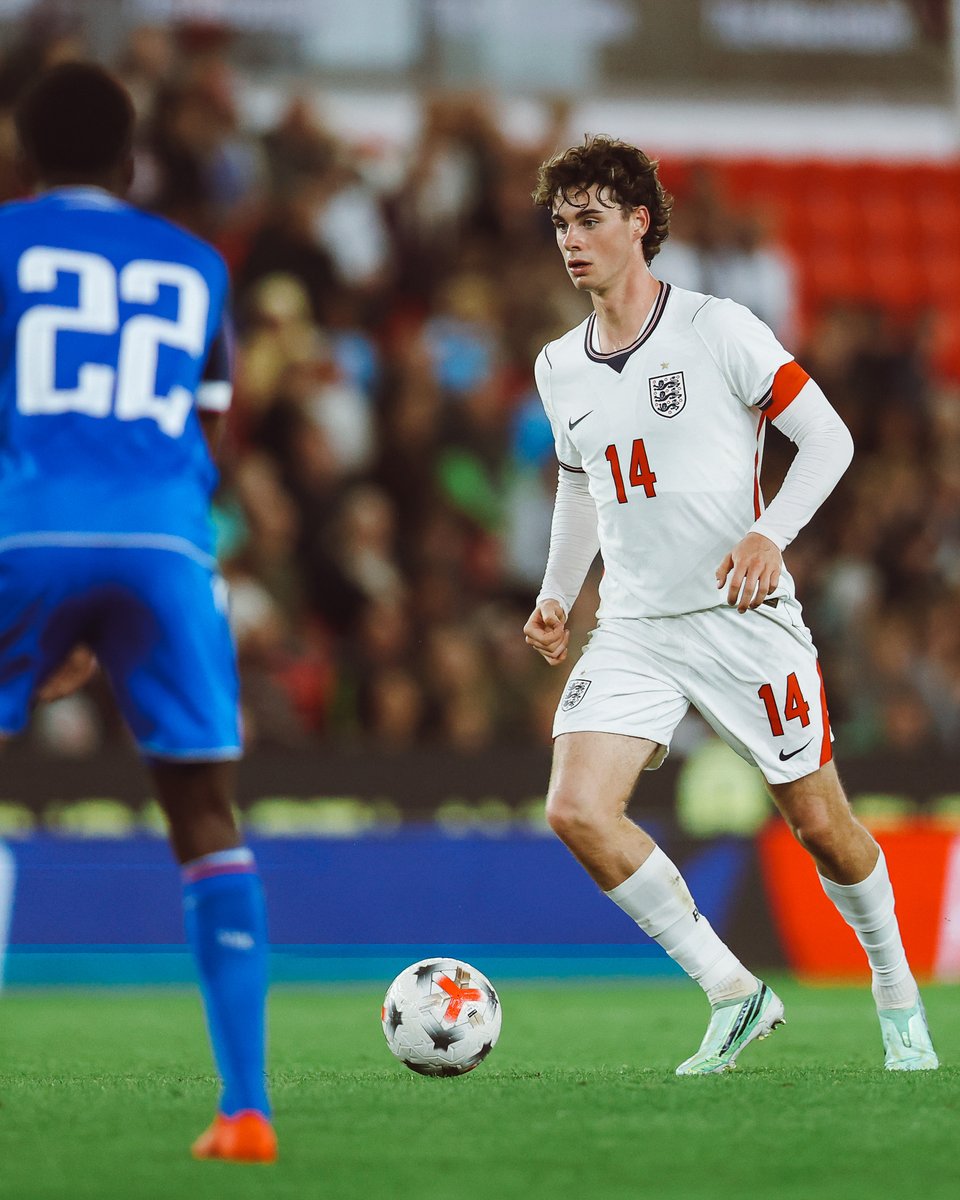 SpursOfficial's tweet photo. Archie Gray captained England U21s as they drew with Slovakia to secure a spot at UEFA U21 EURO 2027 🏴󠁧󠁢󠁥󠁮󠁧󠁿

🔗 https://t.co/7Cgu8vdx2i https://t.co/1CgSBxRs8k