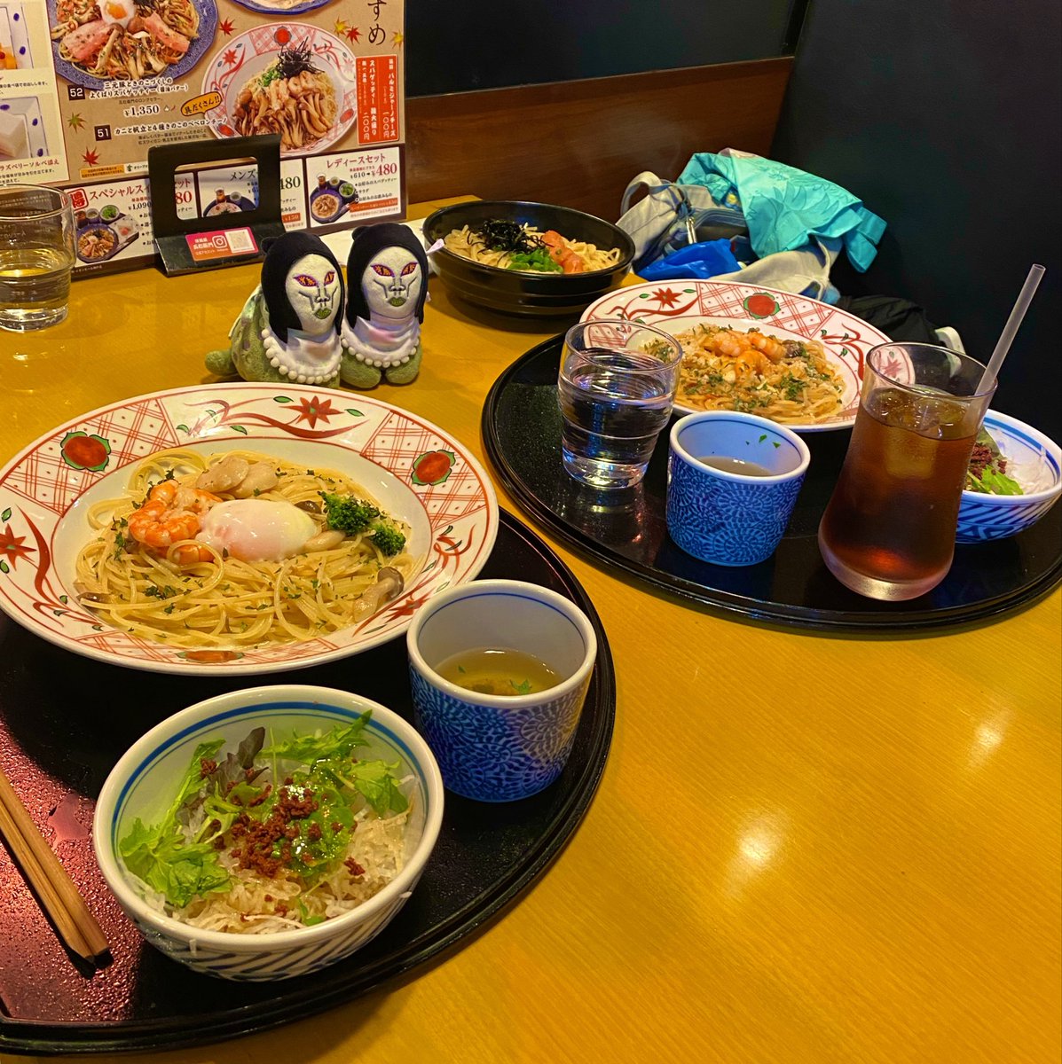 emrrr777's tweet photo. スーパーラッキーさちさちデー♡

素敵パン屋さん教えてくれて
車語りからの外ピク♡
気になってたホワイトコーンのスープを
買ってくれてた優しいさっち♡
ご馳走様でした♡ありがとう♡

グラッテは、さっちの好きな作品もあって
推しを神引きしてずっと並べてて
この人本当にマジで可愛すぎて滅♡ https://t.co/PQUle7r8bh