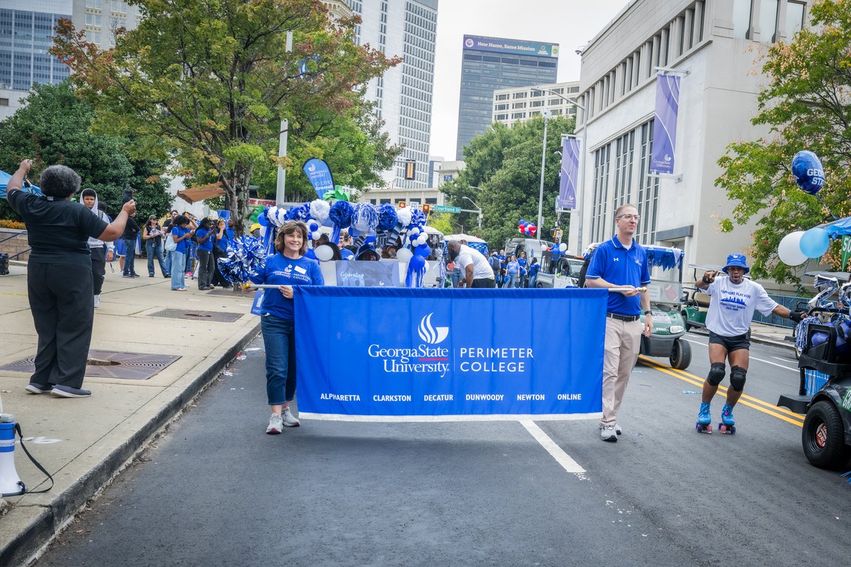 GSU_Perimeter's tweet photo. The energy was high at this yearโs Homecoming Parade! ๐พ๐ Students, alumni, faculty, staff and supporters came together to celebrate Homecoming and show their school spirit.๐ซ Thank you to everyone who helped make this yearโs parade one to remember!๐ฅ #OneGeorgiaState https://t.co/YhIHjw4IiP