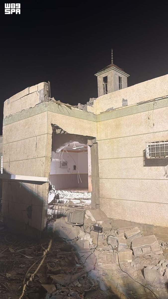 iiva1957's tweet photo. اللهم عليك بالحوثيين ومن يدعمهم اللهم أرنا فيهم عجائب قدرتك ورد كيدهم في نحرهم واجعل تدبيرهم تدميرًا عليهم ولا تحقق لهم غايه وأهلكهم ودمرهم https://t.co/AsXHZveLQz