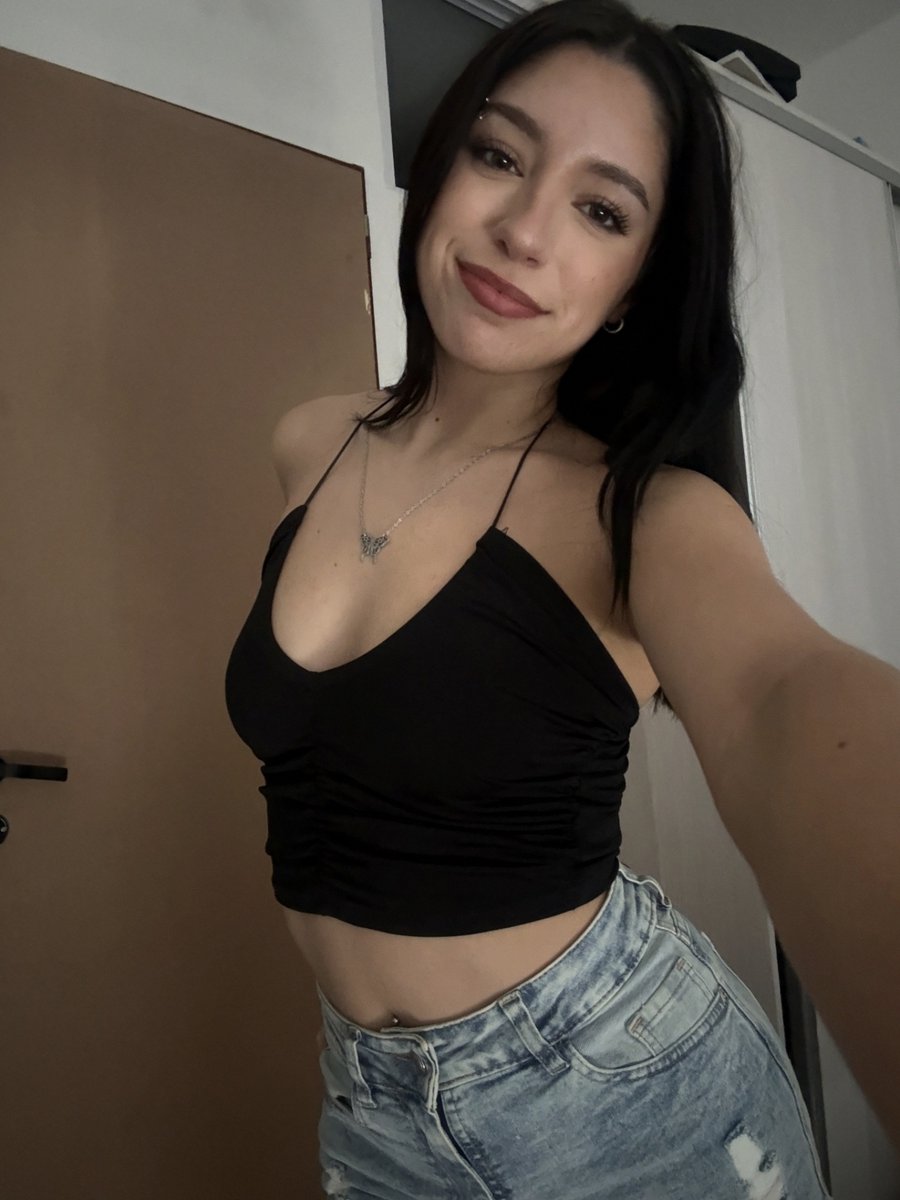 peachyyamber's tweet photo. current objective: stay adorable and pull through https://t.co/V28m24imuB