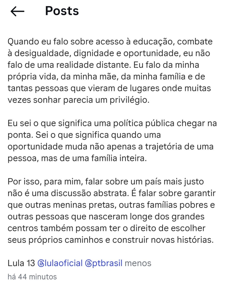 venussred's tweet photo. Saiu campeã do BBB em 2018 direto para o pior cenário político possível. A primeira coisa que gritou ao microfone foi “Lula Livre” e, desde então, nunca se absteve de deixar clara sua posição política. Ela falou lá dentro que era petista, de esquerda e isso nunca mudou aqui fora. https://t.co/VFdfMrtDT5