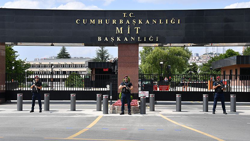 t24_com_tr's tweet photo. MİT'ten "doğru bilinen yanlışlar rehberi": MİT'in görev alanı ihtiyaçlara göre farklılık gösterir, Türkiye'nin çıkarlarının bulunduğu her alanı kapsar

https://t.co/1851ANw3Ck

https://t.co/lMZ8ZI0rsD https://t.co/xQPXebygj5
