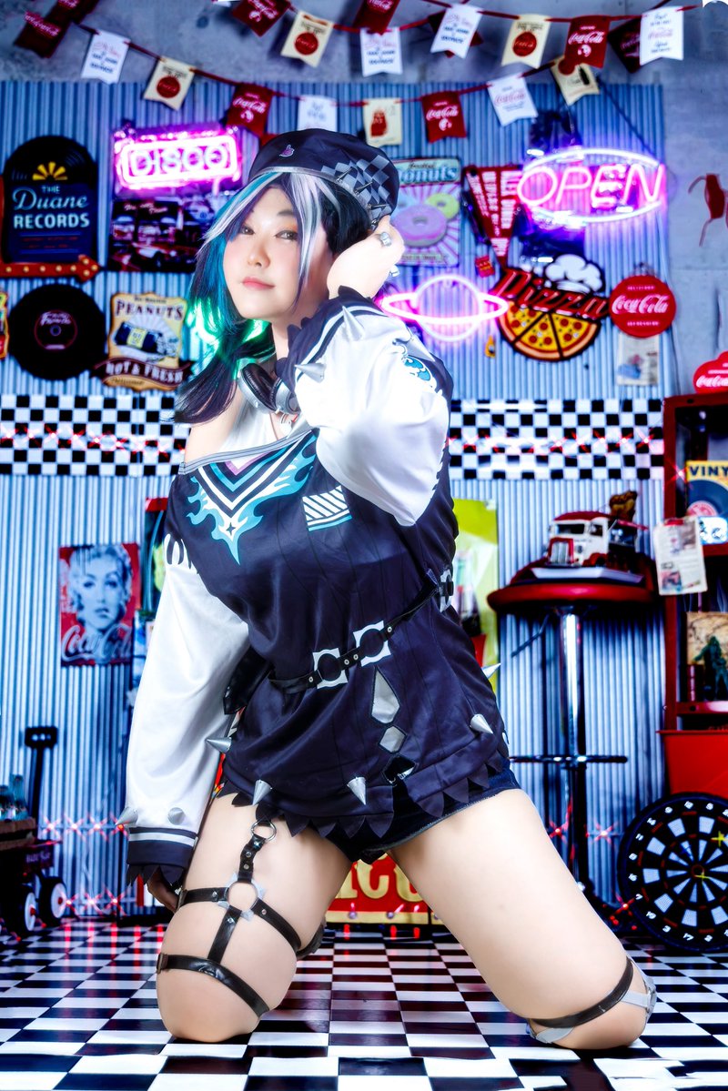 RUI20220521's tweet photo. 10月になったのと、自己紹介カード更新したので(*  ˊ꒳ˋ*)

繋がってくれる優しい方ー！！ぜひ推しについて語りましょー(*´︶`)

#ホロライブ自己紹介カード 
 #ホロライブ好きな人と繋がりたい
 #コスプレイヤーさんと繋がりたい
 #カメラマンさんと繋がりたい https://t.co/yepsKDqXiS