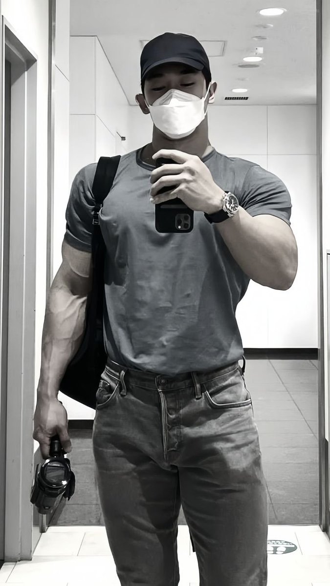 vpaveel's tweet photo. ╋ ﷽   friend  𝔯𝔢𝔮𝔲𝔢𝔰𝔱  ೨͜  ౿ ֹ⠀⠀

    𝗻𝗮𝗺𝗲: pavel 
    𝗮𝗴𝗲: 31 y.o
    o.𝘀: homosexual
    𝗵𝗲𝗶𝗴𝗵𝘁: 1.91
    zodiac 𝘀𝗶𝗴𝗻: libra
    fav 𝘀𝗲𝗮𝘀𝗼𝗻: summer

(   +   ) : the yagas, música, horror, intensidad

                  𓄇 .     𝓯or   𝗱𝗺 https://t.co/1vSAZIHxEb