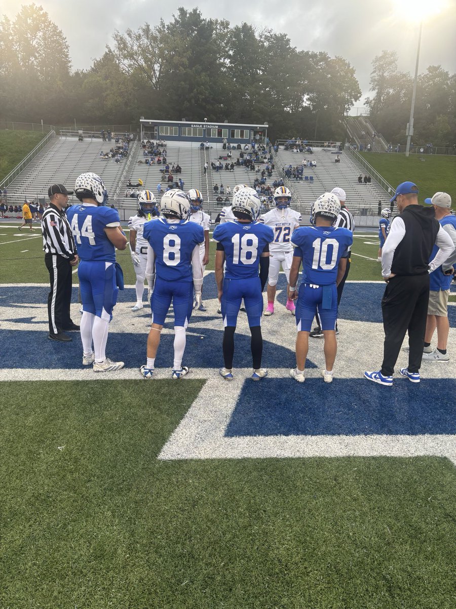 SPFB_Eagles's tweet photo. Big one because it’s the next one. Home vs West Mifflin. Happy Homecoming! https://t.co/64JPukl3mj
