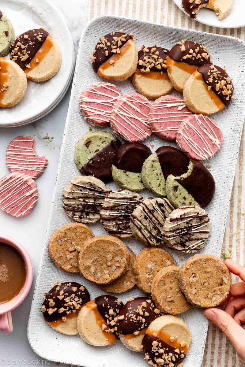 SidekickBaker's tweet photo. Cookies anyone? https://t.co/7Kgp2NgfiK