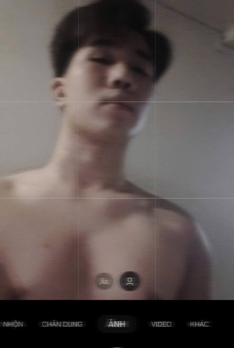 Khoa93000's tweet photo. Đang cần tiền gấp nhờ mn giúp đỡ mình với ạ 🥹 https://t.co/XmjPZAvmax