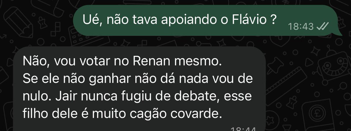 funildombl's tweet photo. URGENTE: Apoiadores de Flávio Bolsonaro migram em massa para Renan Santos, após ele ter arregado do debate https://t.co/CIVrpCDX6m