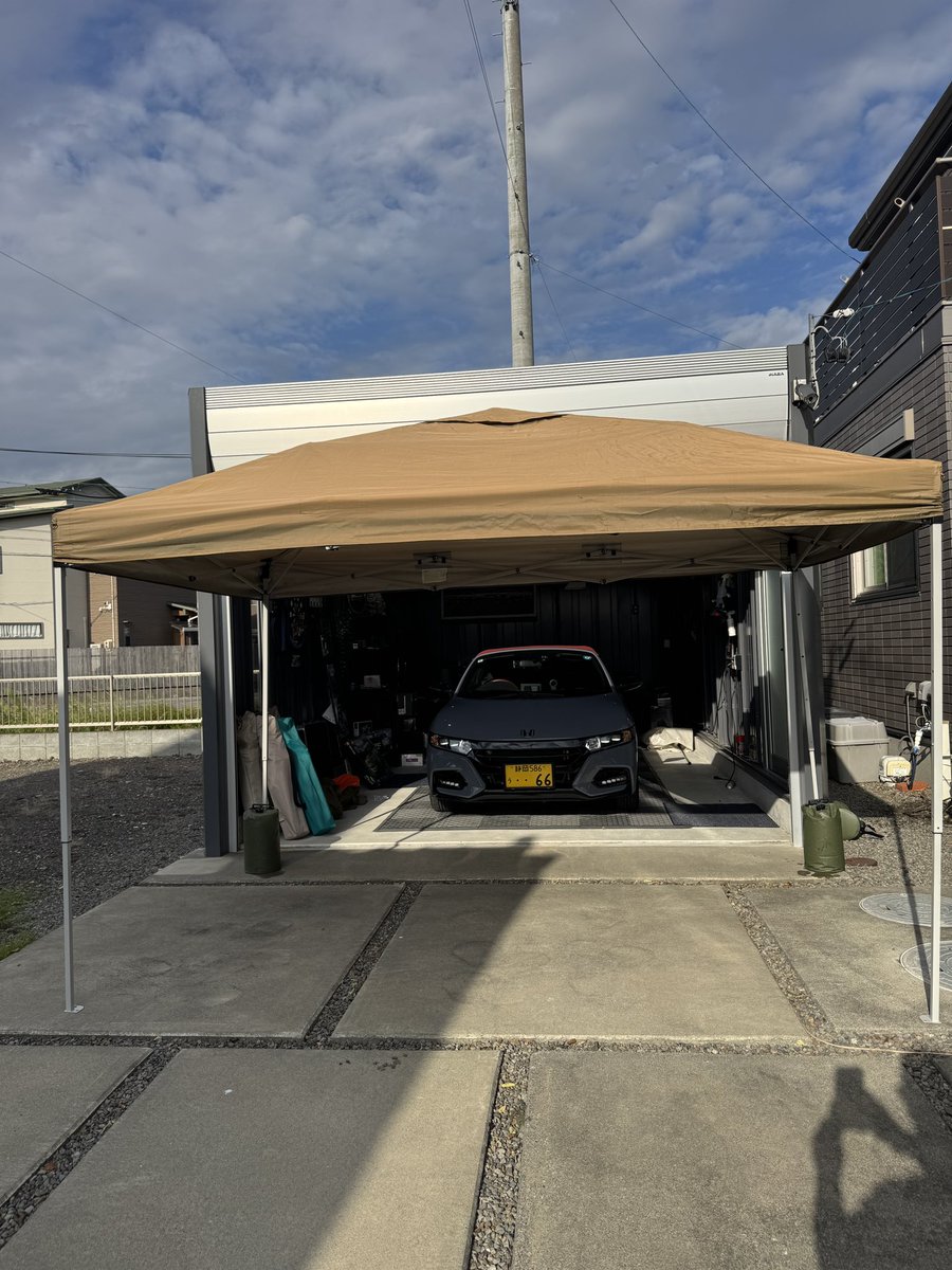 catalyst_fk7's tweet photo. 晴れたので干しテント
次は何を失敗しよかなあ🤣

#SUPERONE
#Ｓ６６０ https://t.co/qAjmAOoafm