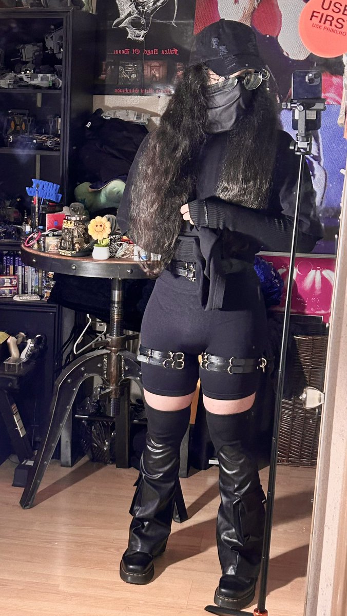 nofuninthistown's tweet photo. no touching!
#femboyfriday #femboy #thicc #thiccfemboy #altfemboy #gothfemboy #crossdressing #gay #butt #booty https://t.co/z7RQLVoWWY