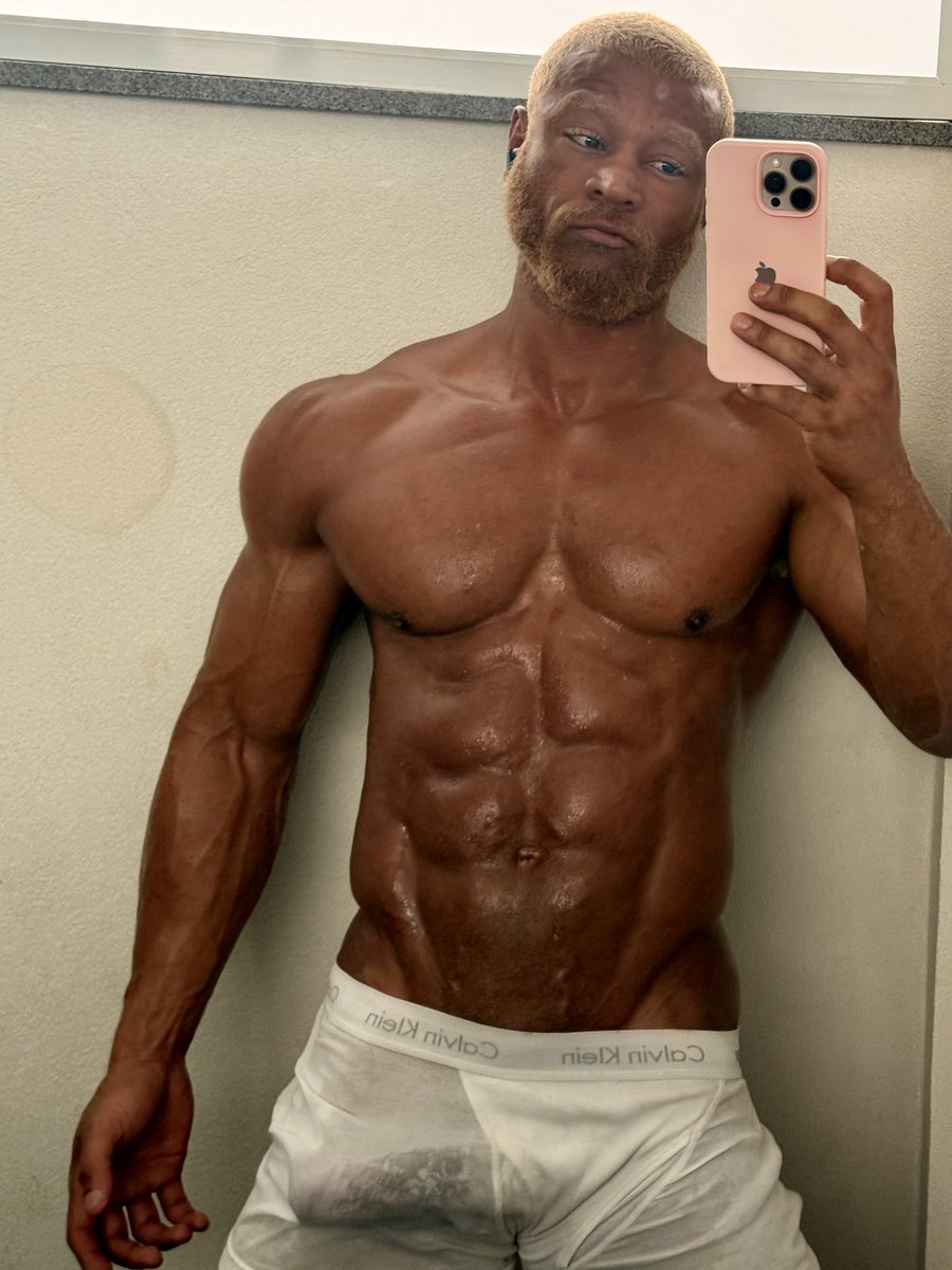 thedaddyhot's tweet photo. @Duvisk2 https://t.co/iYwJr4m9la