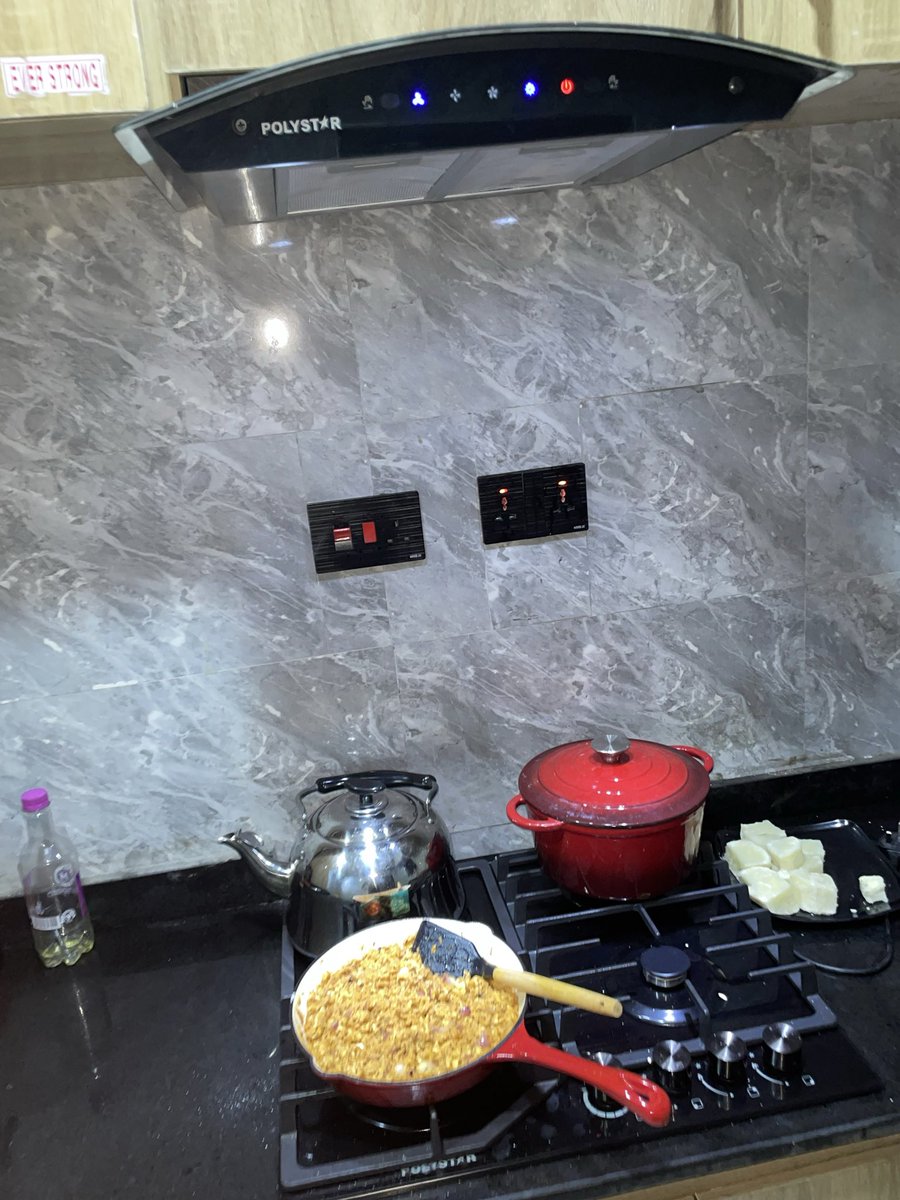 Dubeix_orbit's tweet photo. Dinner is ready 🥴 https://t.co/XU0vL4MARv