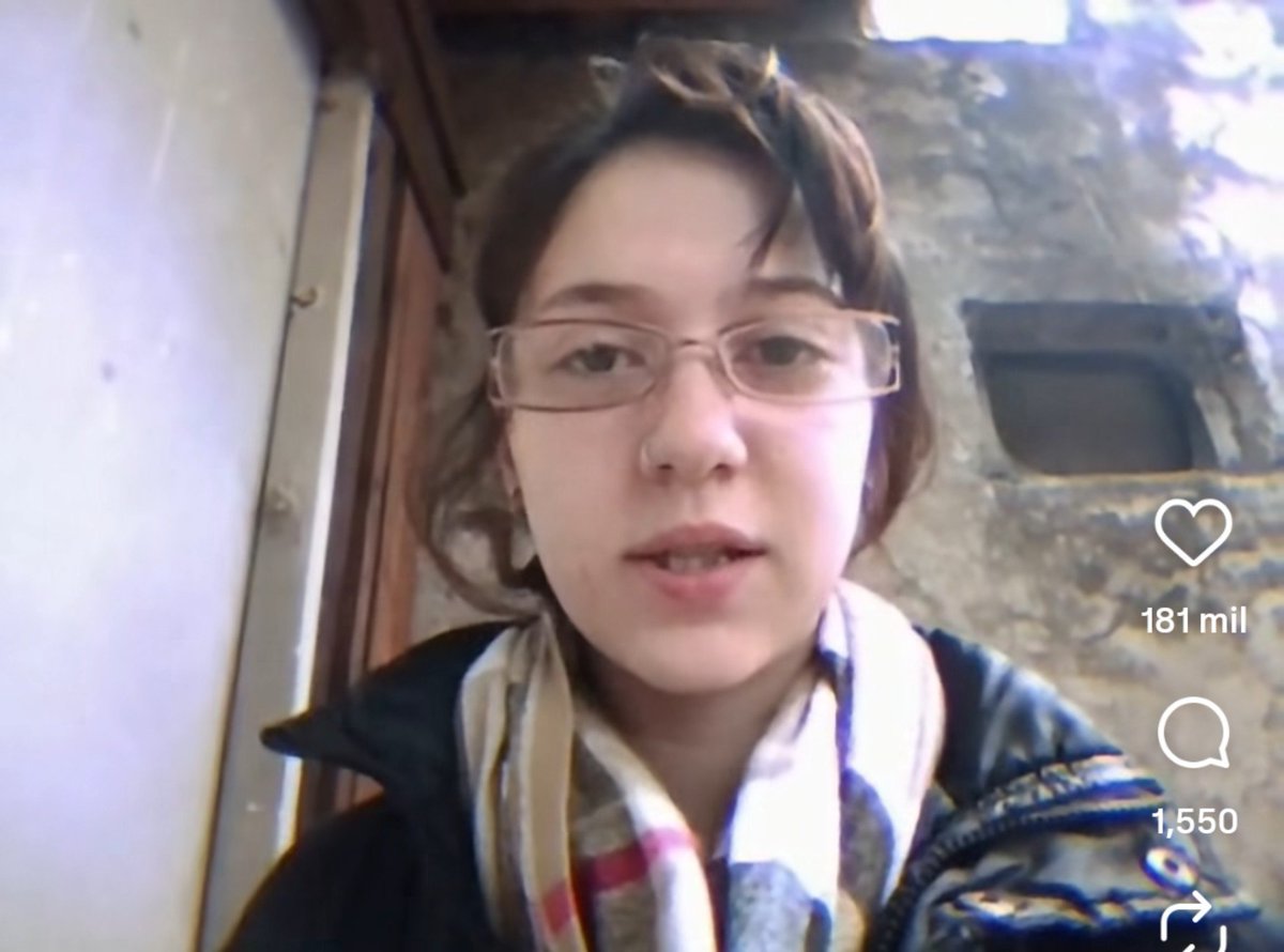 Schmmeider_'s tweet photo. Ya lo escracharon a roju a ver cuando la escrachan a esta puta https://t.co/eVTbVSIFBk