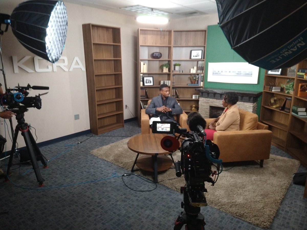 Flo4Sacramento's tweet photo. Catch Dr. Flo's interview with @CecilHannibal from @kcranews at 6:30pm tonight! You can watch ➡️ https://t.co/VWOtXJQviq
#MoreIsPossible #FloForSac #SacramentoCounty https://t.co/tVrTXXSMW8