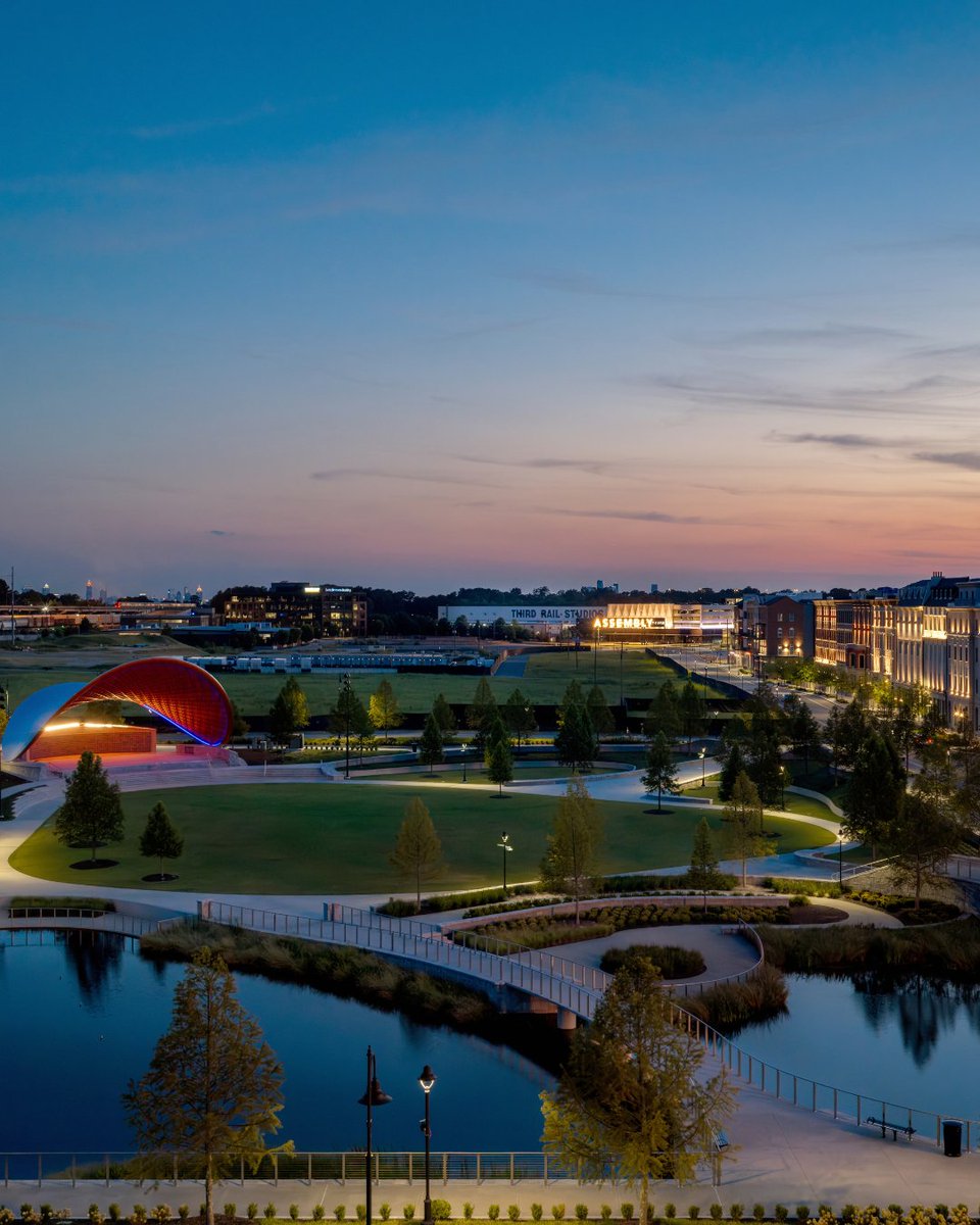 assemblyatlanta's tweet photo. When the sun goes down, Assembly Atlanta lights up. ✨ Take a look at campus after sunset.

📸 Photos: W. Scott Chester Photography
#AssemblyAtlanta #AssemblyStudios #AtlantaAfterDark #GeorgiaFilm https://t.co/3RoegAcWVM