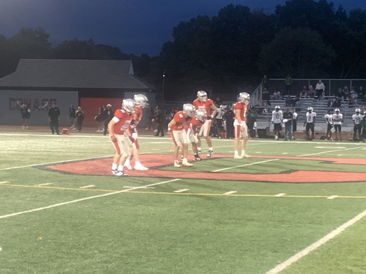 WeHartford's tweet photo. Maloney three possessions, 3 TD's. Up 20-0 on Conard early second.@WeHartford @CHSWHAthletics https://t.co/OZo0w4C0S0