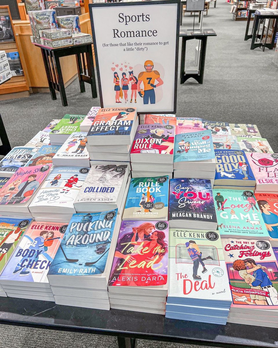 aulineboards's tweet photo. You will always see me in a book store 📚 https://t.co/XMCCK7R0qJ