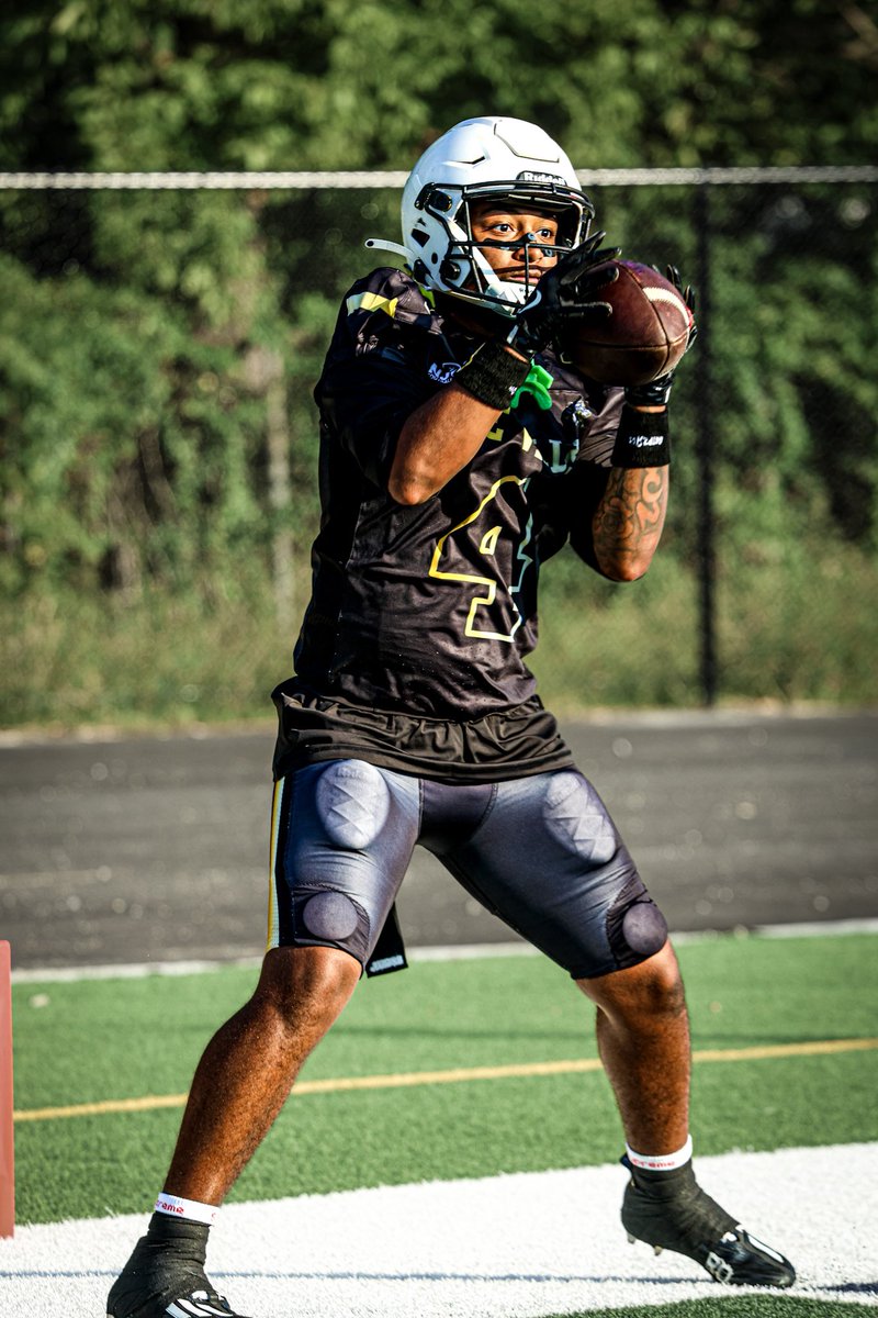 Grayson_Dryden4's tweet photo. Grayson Dryden 
D2 Bounceback
Louisville Thunder (JUCO) 
5’10 185 
WR
Film : https://t.co/hqk5EuVIjt 
https://t.co/kCFmj9y5JQ
https://t.co/AKznwLiIER
Phone Number: 502-314-1224
Email: grayson.dryden3@gmail.com
@CoachGDryden @CoachQuick17 @LMHSCoachWolfe
@coach_mike_reed @FonzoRB46
@GMJBR0WN @CoachDoz_ @athertonfoot76 @carslo_lowery @LouThunderFB @NJCP_Football @coachelichter @Leah2Go @Jeff_XOS @ChrisSmartCFB @FBScoutHudson @BCSDom @JGonzalesJr10 @CoachTUCR @BradHoiseth @KyleMorgan_FB @AllenTrieu @adamgorney @SWiltfong_ @ChadSimmons_ @CharlesPower @Hayesfawcett3 @samspiegs @TomLoy247 @GregBiggins @247Hudson @TheUCReport @Rivals @247Sports @247recruiting @JUCOFFrenzy @JuCoFootballACE @JUCOTopTalent @JucoHiddenGems @jucoweekly @jucomadefb @JUCOInsiderRep @GridironM10 #JUCOPRODUCT #THEDREAMCONTINUES