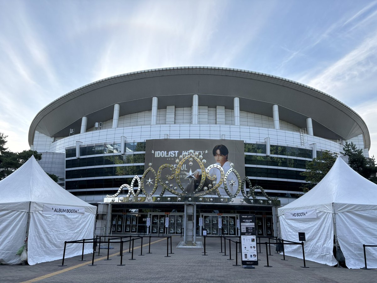 sacchiy25251's tweet photo. オリンピックホールがステキすぎた！

#IDOL1ST
#ASIATOUR
#中島健人 https://t.co/M2JFZjOxbZ