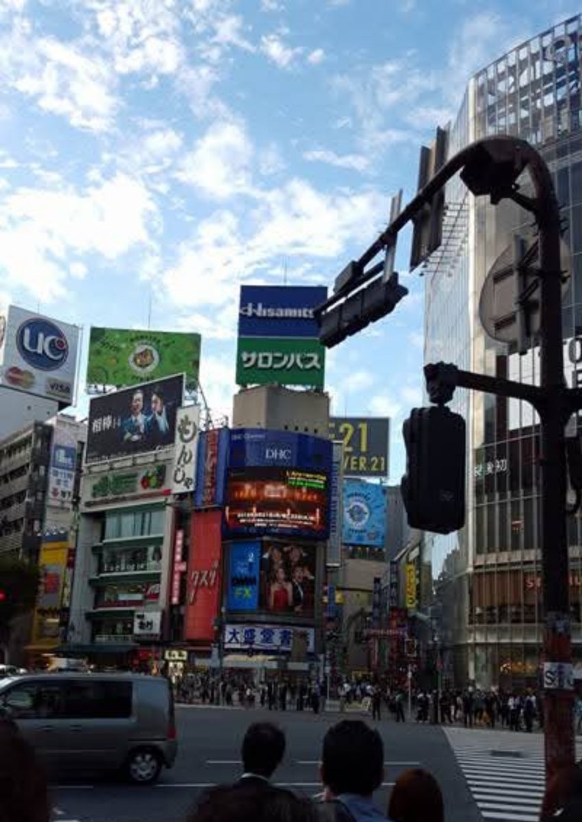 obanamikio's tweet photo. 【過去の今日達②】

舞台制作会社、映像制作会社、キャスティング会社、ゲーム制作会社、声優専門学校へ俳優、声優の売り込み兼ねて商談。

声優や声優事務所マネージャーらと台風で動けなくなり、朝まで呑んでたと思う。 https://t.co/fCDo4gAk4q