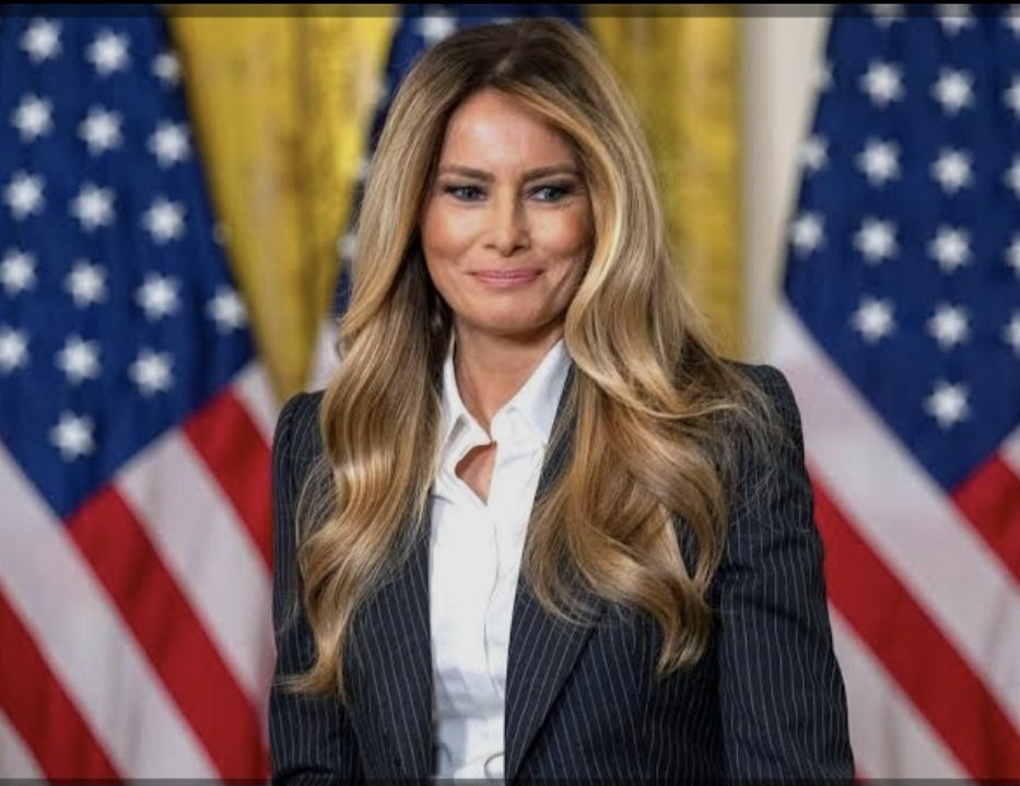 TMMelenaiatrump's tweet photo. Melania Trump deserves the Nobel Peace Prize. 🇺🇸❤️
Her grace, compassion, and dedication to children and families inspire us all. A true example of dignity and strength. 🇺🇸
#MelaniaTrump #NobelPeacePrize #FLOTUS #USA https://t.co/a5M0ZjyFjw