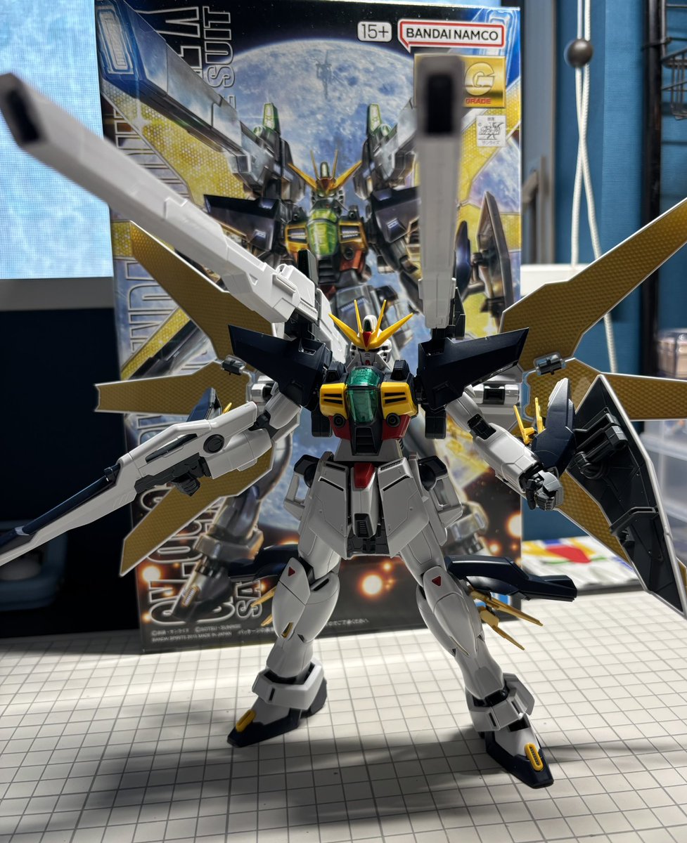 3M1gROBLAp4yhTd's tweet photo. 積みプラ崩し大会は終わってしまいましたが
ヲタ仲間たちからの
積みプラ崩しリクエストは続いています

とゆー事で
MG ダブルエックス
素組み完成です！

#ガンプラ #ガンプラ好きと繋がりたい 
#プラモデルライフ https://t.co/4SgCvdDhqs
