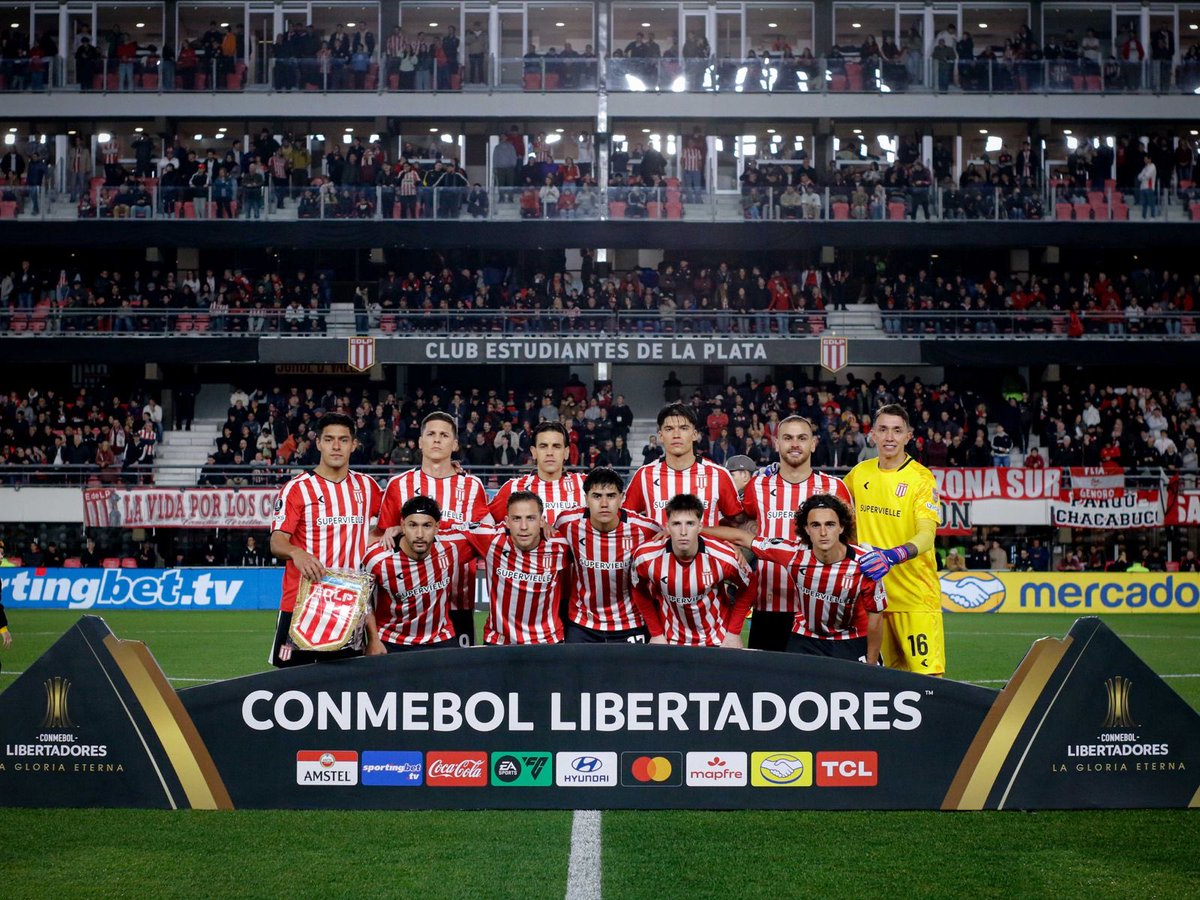 manuelicabe's tweet photo. #EDLP

DESDE EL CLUB SE DECIDIÓ NO BUSCAR NINGÚN VOLANTE DE CONTENCIÓN POR LA LESIÓN DE NEVES Y ELÍAS

SE UTILIZARÁ UN SOLO CUPO Y SERÁ EL DEL DEFENSOR, CUYA PRIORIDAD LA TIENE MARCOS ROJO

@ramblastream 

#AcáNoHayVAR https://t.co/vSxD5CCqxB
