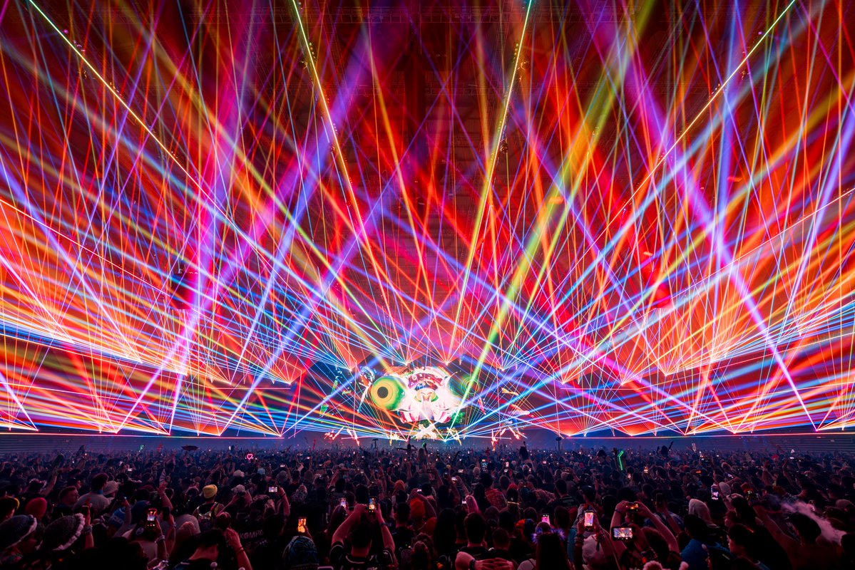 excisionpresent's tweet photo. Overdue for some laser therapy at Thunderdome ⚡️ https://t.co/8feMZUxw1t