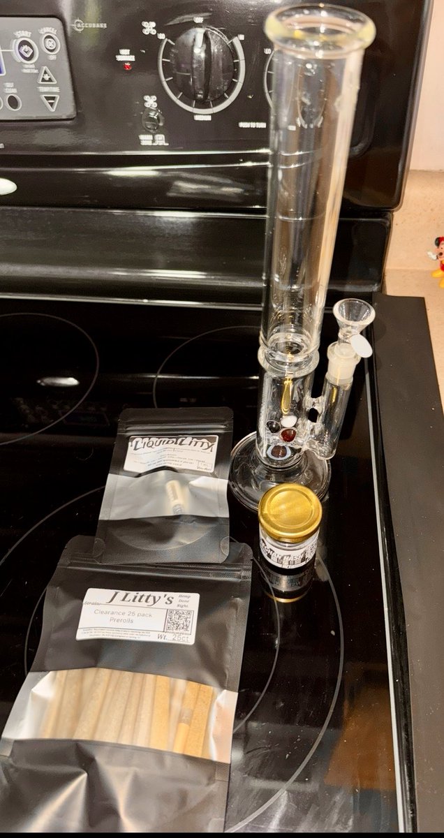 Timbersdad1128's tweet photo. Just got home from Florida we had such a great time, and look what I had waiting for us! Jackpot and another order on the way, thanks to @JLittys and @lala420tokes2 for the fast shipping, great packaging and awesome deals! Blessings guys I’ll put this to good use tonight https://t.co/Puuqc6Lqlg