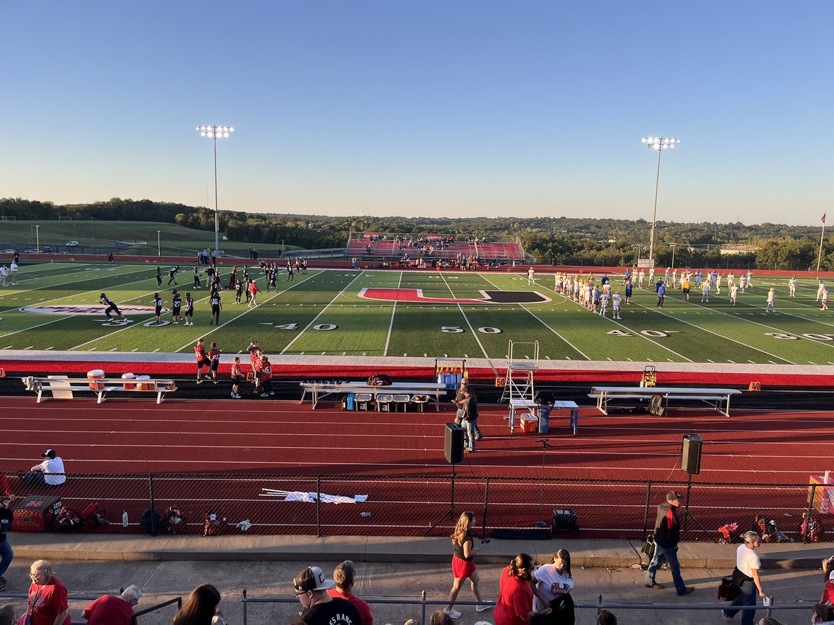 pikespeaktiger's tweet photo. Union hosts Borgia tonight on Klpw FM 92.7/ AM 1220….live kick at 7pm! https://t.co/oh6Eyw8uDP