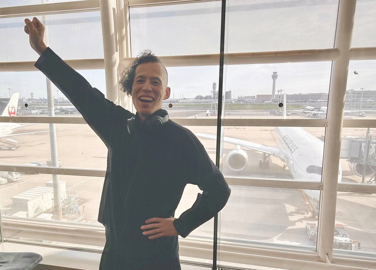 KeiHirabayashi's tweet photo. いよいよ渡仏🇫🇷✈️✨

ちょっくら
『世界の常識』ってやつを覆しに
行って参りまーす！🫡✨ https://t.co/3KzvJTgUzF