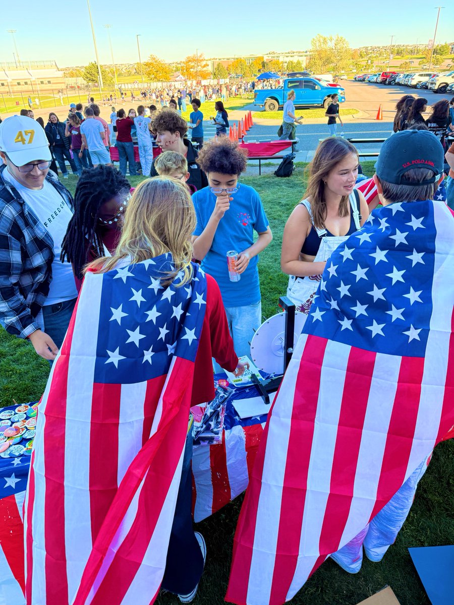 lilalyp's tweet photo. When you’re a @TPUSA ClubAmerica student ✨Fridays are for… ✨ 

FOOTBALL 🏈🏟️ 

FRIENDS 🫂👯‍♀️

&amp; FREEDOM 🇺🇸🗽 https://t.co/bYsF66xMPv