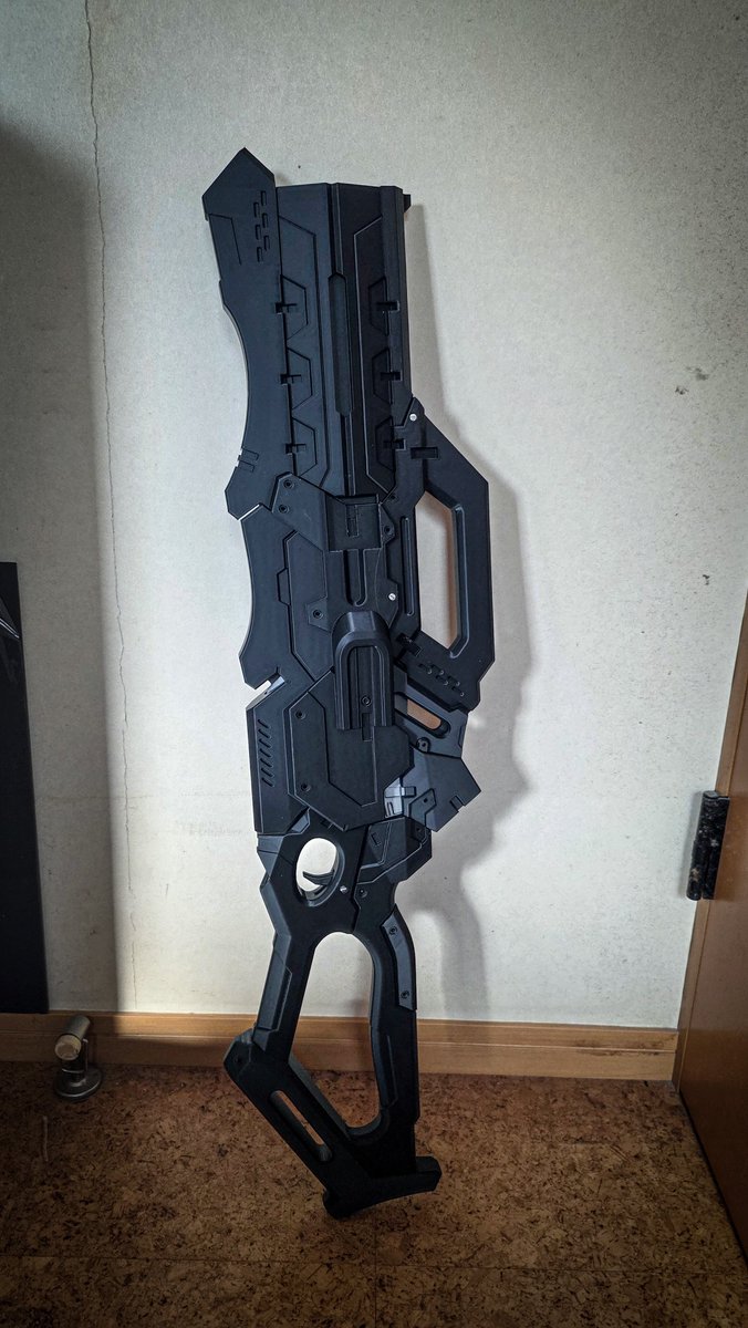 cyber_tail_11's tweet photo. 納刀するとサイバネ銃になるぞ！

#Mell_techs https://t.co/Dgl1Gm5eRt