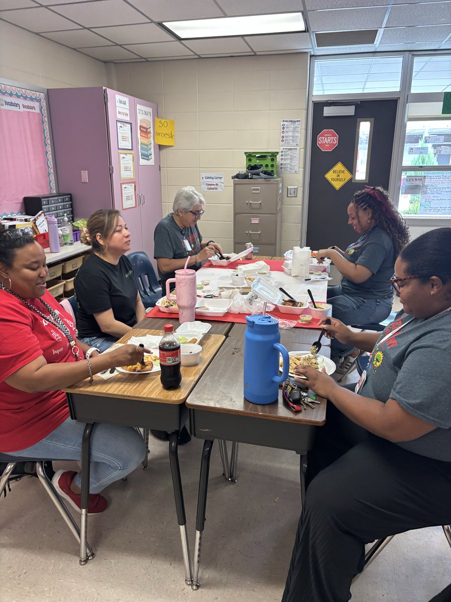 MrsRomero22's tweet photo. Celebrating Hispanic Heritage Month with food and culture! 🇵🇪 Today, our 3rd grade team enjoyed an incredible Peruvian lunch while Mr. Gil shared the story behind his home country’s delicious dishes. Such a fun team-building experience! @ReedAcad_AISD 
 @PrinciPalRNW08 @JaqueRQ1 https://t.co/q3mcIFFKcw