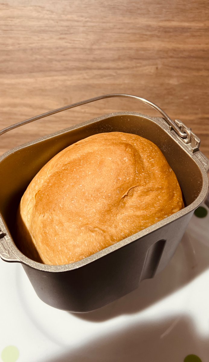 R7iF's tweet photo. 빵🍞
빵🍞　
빵빵빵🍞　
빵빵빵🍞 https://t.co/ymETNS9bLF