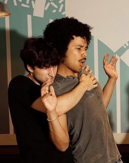 roisdotcom's tweet photo. anthony greedy as fuck why does he get everyone . Hanpo popiso antwill bro THATS ENOUGH he's taking everything https://t.co/z7B93wtz1A